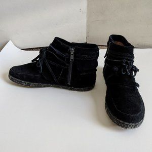 UGG Reid Boots